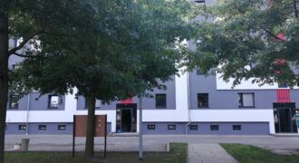 Modernisierte 2-Raum Wohnung mit Balkon in ländlicher Umgebung