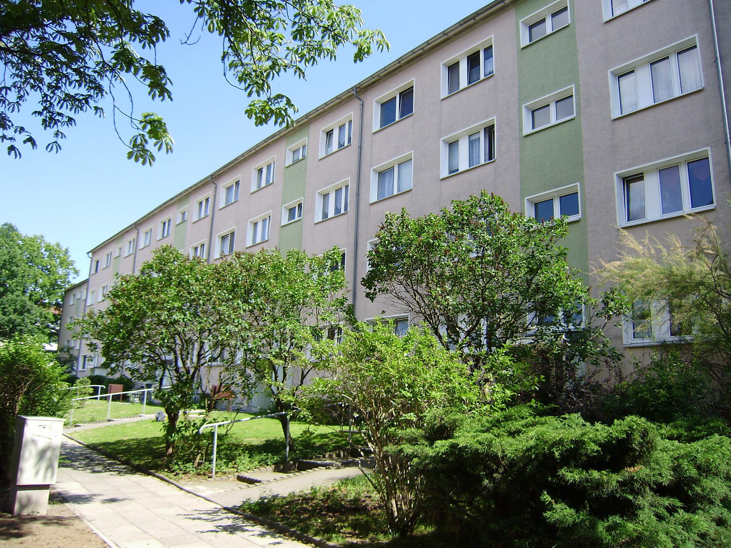 Schicke 2-Raum-Wohnung mit Balkon im Erdgeschoss